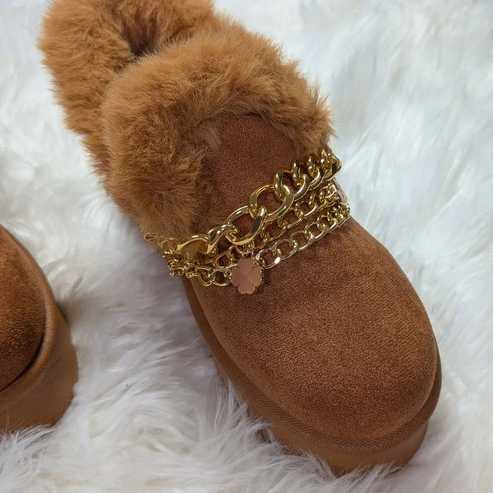NWT Platform Faux Fur Suede Mini‎ Booties Chestnut Brown with Gold Charms Size 6